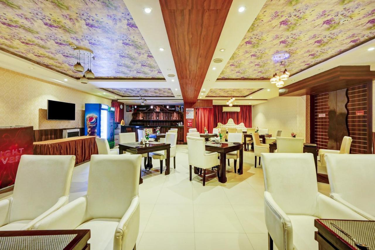 Townhouse Oak Pentagon Residency Hotel Bhubaneswar Exterior foto