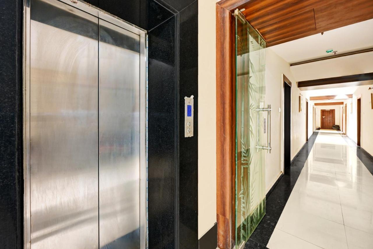 Townhouse Oak Pentagon Residency Hotel Bhubaneswar Exterior foto