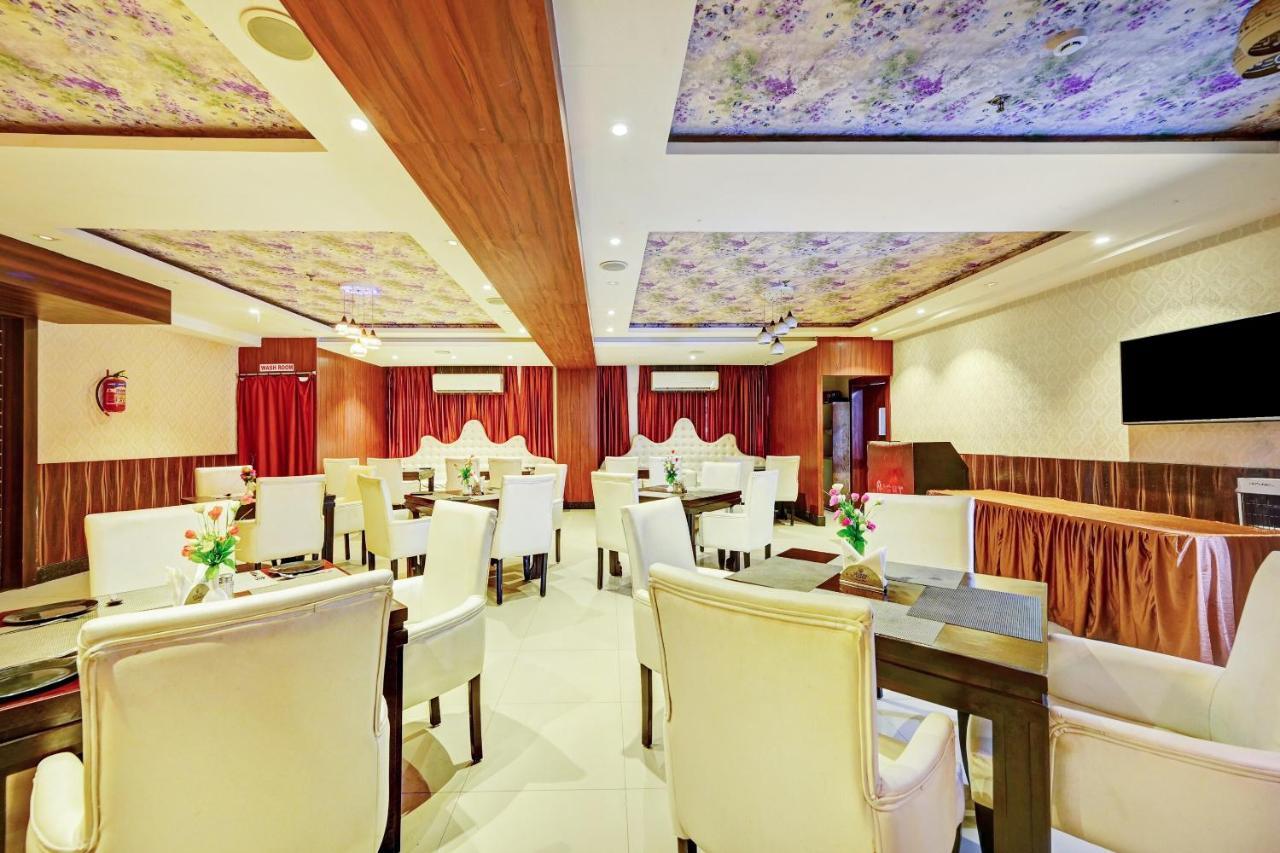 Townhouse Oak Pentagon Residency Hotel Bhubaneswar Exterior foto